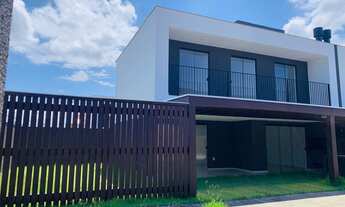 Imagem: Sobrado Geminado em condomínio fechado