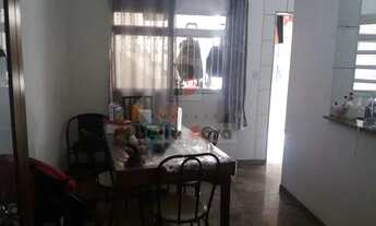 Imagem 4: Sobrado em rua super tranquila