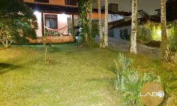 Imagem 3: Casa 3 Dormitórios à Venda - Córrego Grande, Florianópolis