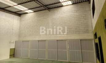 Imagem 5: Galpão 8 vagas escritório, cozinha e despensa área externa com churrasqueira, 2 banheiros