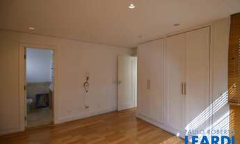 Imagem 6: APARTAMENTO - MORUMBI - SP