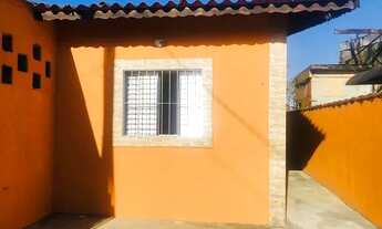 Imagem 2: Casa para Venda em Mongaguá, Itaóca, 2 dormitórios, 1 banheiro, 2 vagas