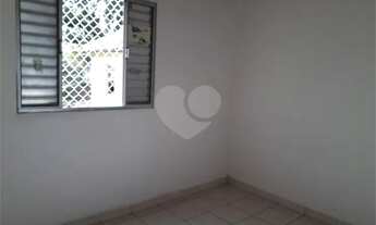 Imagem 7: Parada Inglesa sobrado de vila fechado