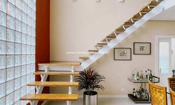 Imagem 3: Linda casa de frente pra rua com jardim e piscina a 700 metros da Praça da Espanha!