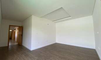 Imagem 7: Cód.: 637 - Comprar Casa 03 quartos - Residencial Alvim - Juiz De Fora - Rezende Imóveis