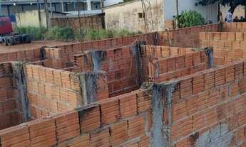 Imagem 2: Terreno atrás do antigo posto lagoão