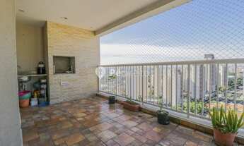 Imagem: Apartamento em andar alto com varanda gourmet