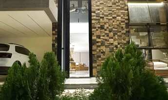 Imagem 5: Casa alto padrão em condominio