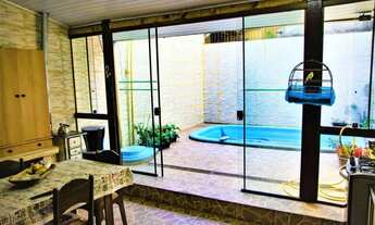 Imagem 4: Casa em Rua Fábio Coelho de Magalhães - Guarujá - Porto Alegre/RS