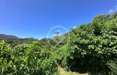 Imagem 2: Mini sítio com casa faltando somente acabamento, 2300m², Prata dos Aredes, Teresópolis/RJ