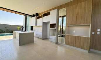 Imagem 2: Casa linear com 3 suítes à venda por R$ 1.950.000,00 - Alphaville 2 - Araçatuba/SP