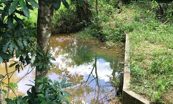 Imagem 4: Terreno em rua sem saída e silenciosa