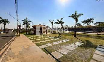 Imagem 4: Terrenos em Condomínio Exclusivo com Lazer Completo e Natureza em Bady Bassitt