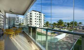 Imagem: Apartamento pé na areia frontal mar com