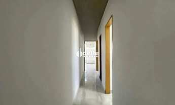 Imagem 7: Apartamento disponível para venda no bairro Santa Mônica em Uberlândia-MG