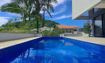 Imagem 7: Casa no Cond. Ariribá Moderna 3 dorms 279m² com piscina