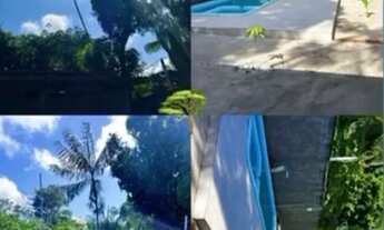 Imagem 3: Vendo uma casa com um imenso terreno e piscina