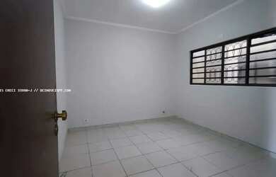 Imagem 4: Casa para Venda em Presidente Prudente, RESIDENCIAL ANITA TIEZZI, 5 dormitórios, 1 suíte