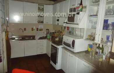 Imagem 4: Casa Comercial Espaçosa no Centro - Ideal para Clínica ou Estética