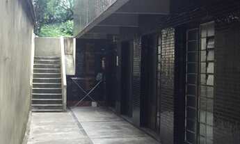 Imagem 6: Kitinete a 100 m terminal do bairro alto