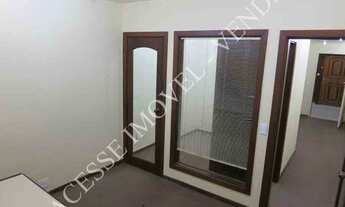 Imagem 2: Sala com 32m², reformada, em frente Estação Metrô Carioca e VLT