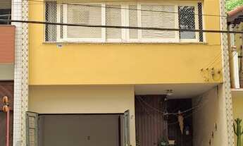 Imagem 4: Sobrado para venda tem 230 metros quadrados com 7 quartos em Centro - Nova Friburgo - RJ