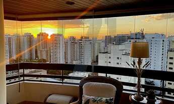 Imagem 7: Apartamento em Excelente localização de Moema com Vista Maravilhosa - 220 m² com 4 dormitó