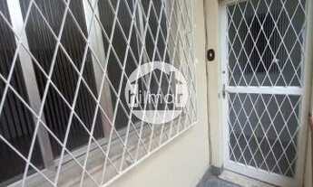 Imagem 3: Casa fundos, perto Metro, supermercado