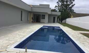 Imagem 4: Belíssima casa no Village Castelo