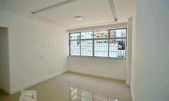 Imagem 3: Apartamento para Venda em Niterói, ICARAÍ, 2 dormitórios, 1 suíte, 1 banheiro, 1 vaga