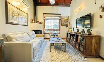 Imagem 5: Casa para venda tem 215 metros quadrados com 3 quartos em Campeche - Florianópolis - SC