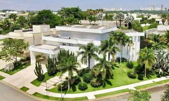 Imagem: Sobrado à venda no bairro Residencial Alphaville