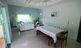 Imagem 6: CASA à venda com piscina e 4 quartos em Peruíbe, no bairro Balneario Florida