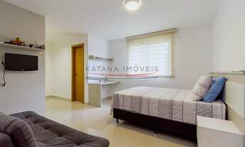 Imagem 2: Sobrado com 2 dormitórios à venda, 200 m² por R$ 1.650.000,00 - São Lourenço - Curitiba/PR