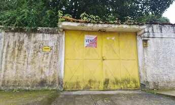 Imagem: Terreno 14 x 33,20 com casa pequena