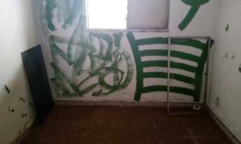 Imagem 5: Residência precisando de reforma, sala, 02 quarto, cozinha, banheiro, quintal.<br>Lo