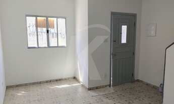 Imagem 7: Sobrado independente com 2 quartos, sala, cozinha e 2 banheiros