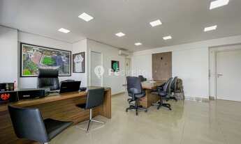 Imagem 5: Sala comercial ampla e confortável com varanda perfeita para o seu negócio