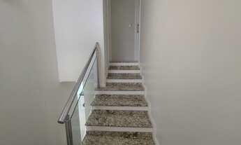 Imagem 4: Casa de condomínio para aluguel possui 280 metros quadrados com 4 quartos