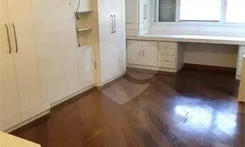 Imagem 7: Sobrado em condomínio de alto padrão de 1100m² - Morumbi