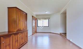 Imagem 5: Apartamento em andar alto, 04 dormitórios, para alugar por R$2.500,00 - Água Verde - Curi