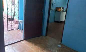 Imagem 4: Imóvel com 1 casa e 2 kitnetes (apartamento