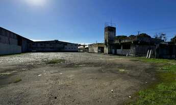 Imagem 3: Imóvel para aluguel e venda possui 2.500 metros quadrados em Civit I - Serra - ES