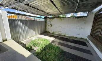 Imagem 6: Casa com 4 quartos e piscina