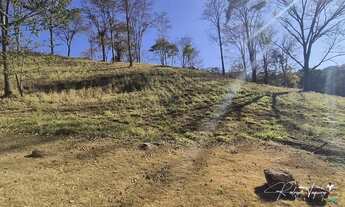 Imagem 2: Terreno de esquina à venda no Aldeia do Vale com 2.000 m², posição elevada e vista definit