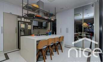 Imagem 3: Casa mobiliada em condomínio fechado, de 275m², com 3 Suítes, no bairro Fazenda, em Itajaí