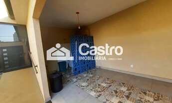 Imagem 3: Casa Moderna e Espaçosa no Bairro Centro