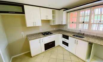 Imagem 7: Casa espaçosa com piscina e espaço gourmet no bairro Paradiso