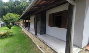 Imagem 4: CASA COM 3 QUARTOS MOBILIADA PRÓXIMO AO HOSPITAL AZAMBUJA VAGA PARA 3 CARROS