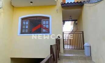 Imagem: Sobrado em Rua Praia Grande - Jardim Santa